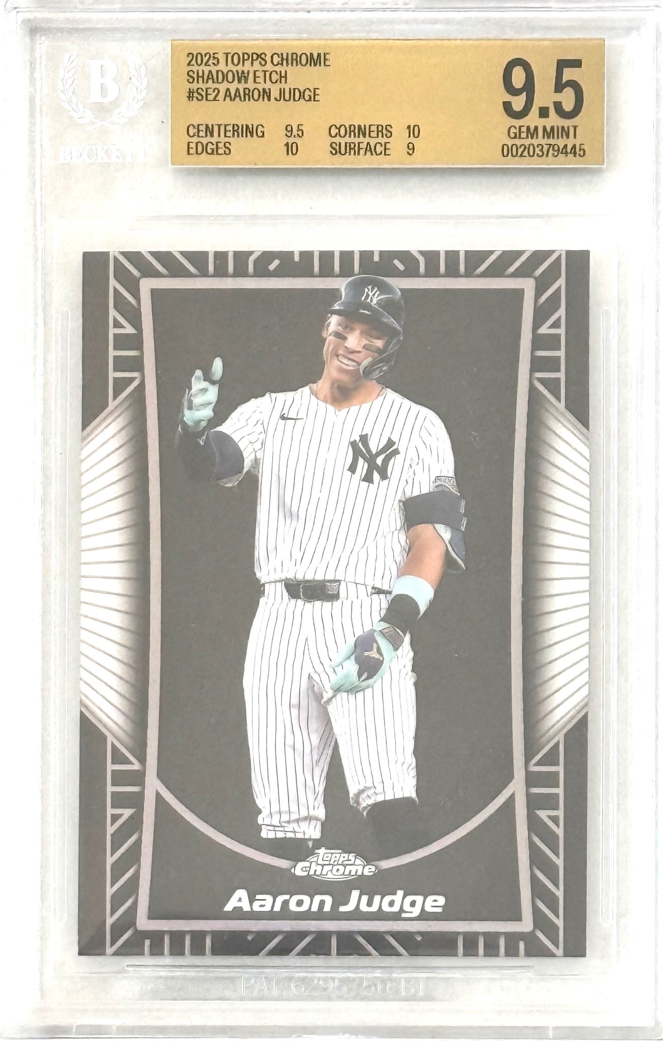 2025 Topps Chrome #SE-2 Aaron Judge Shadow Etch BGS 9.5